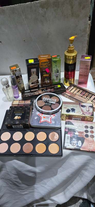 JOBLOT BEAUTY PRODUCTS(16 PIECES)