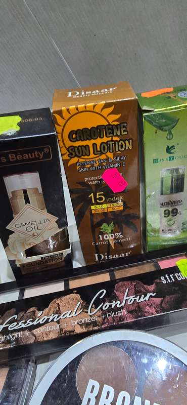 JOBLOT BEAUTY PRODUCTS(16 PIECES)