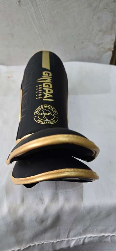 SEMI LEATHER BOXING SHIN GUARDS(PAIR)