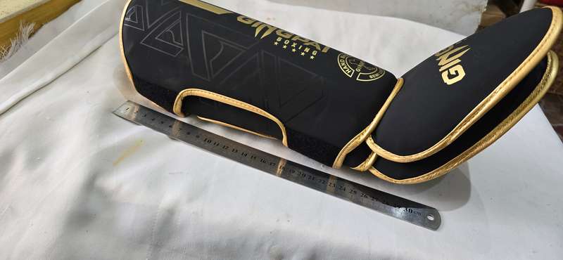 SEMI LEATHER BOXING SHIN GUARDS(PAIR)