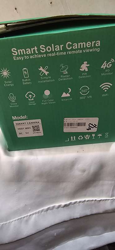 TWO SCREENS SOLAR OUTDOOR CAMERA