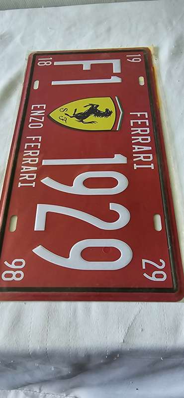 FERRARI F1 METAL SIGN(30 X 15CM)