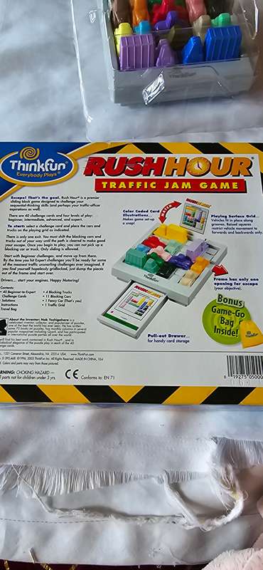 RUSH HOUR TRAFFIC JAM GAME