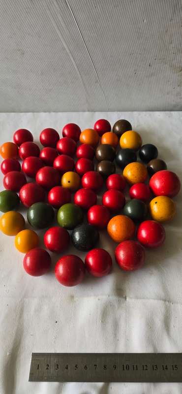 50 PIECE OLD FRENCH STYLE BALLS(LOOKS LIKE SMALL BILLIARD BALLS)