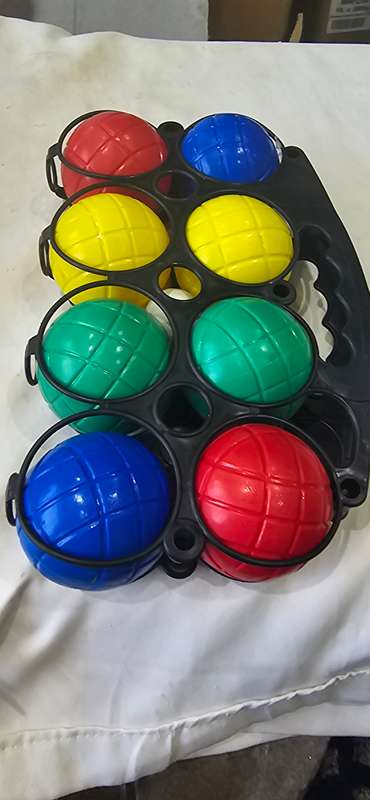 FRENCH BOCCIA SET OF 8 GAME SET