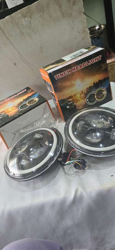 PAIR OF PC-7,7 INCH HEADLIGHT