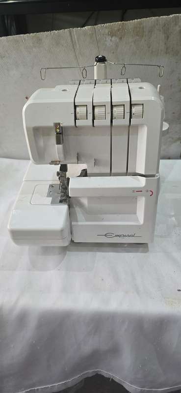 EMPISAL OVERLOCKER(NO CABLES )SEE DESCRIPTION