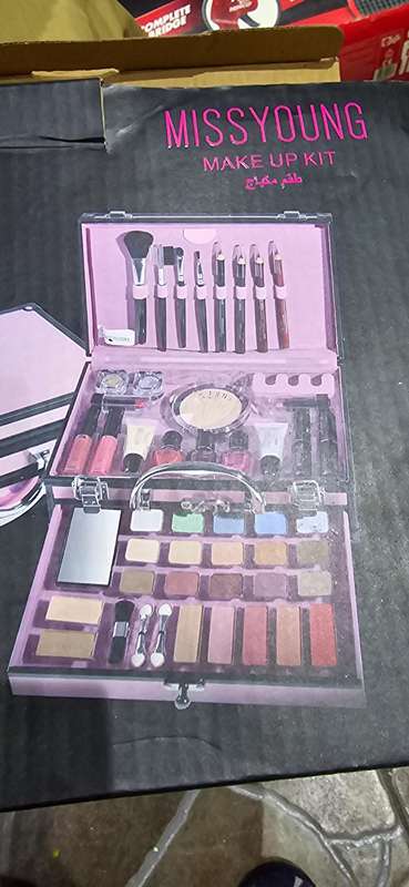49 PIECE MISS YOUNG MAKEUP KIT