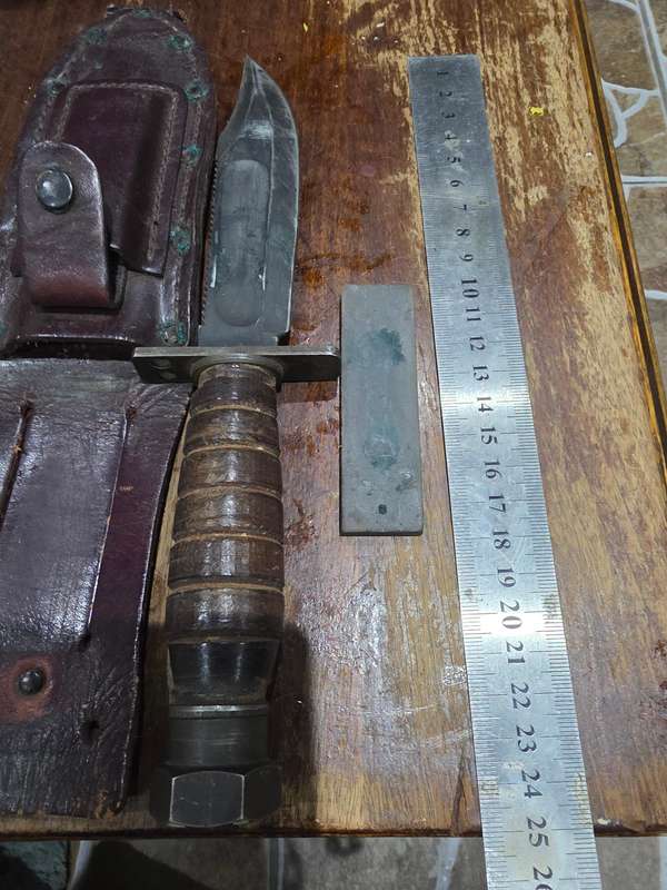 OLD HUNTERS SURVIVAL KNIFE