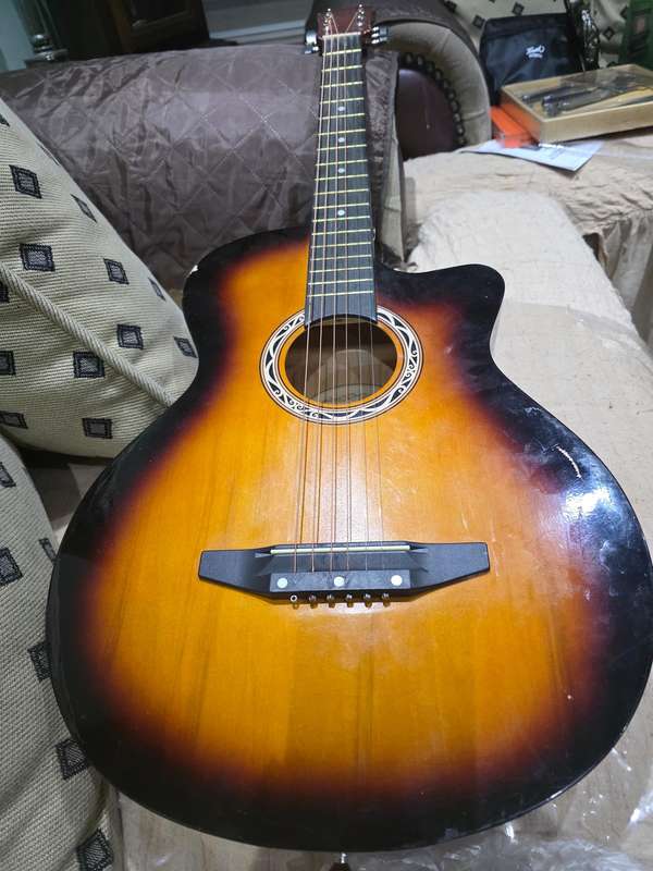 SANCHEZ GUITAR
