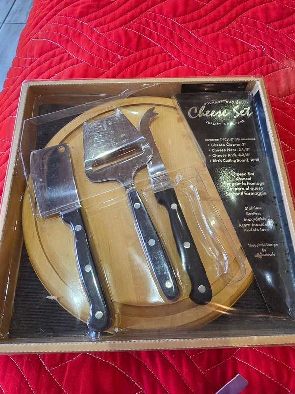 4 PIECE GOURMENT CHOICE CHEESE SET