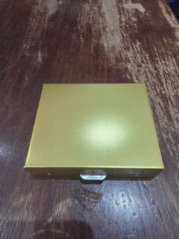 5 piece gold metal dice set