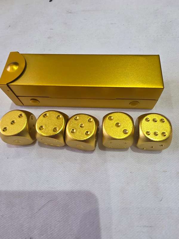 5 PIECE GOLD METAL DICE SET WITH CASE