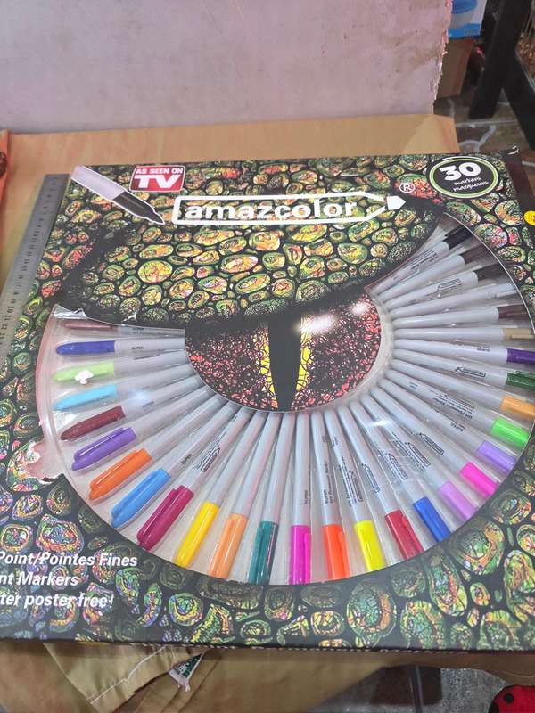 30 PIECE MARKER PEN WITH 5 PCS FREE GLITTER POSTERS