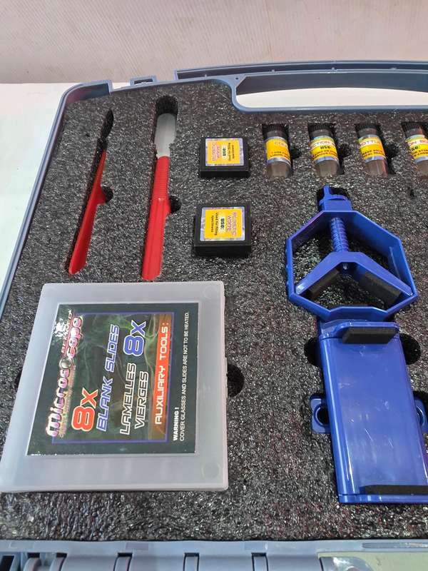 MICROSCOPE KIT