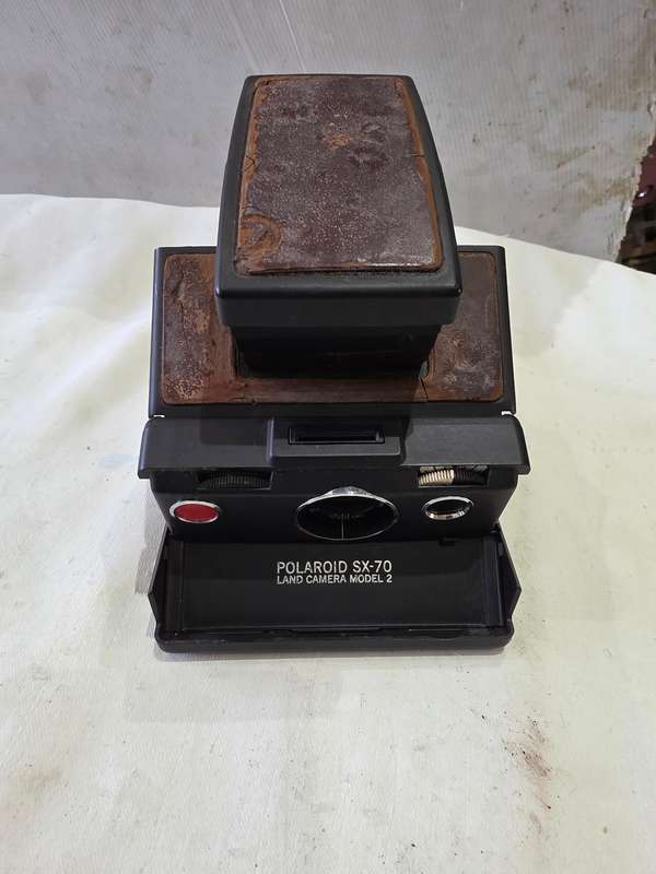 SX70 VINTAGE LAND CAMERA