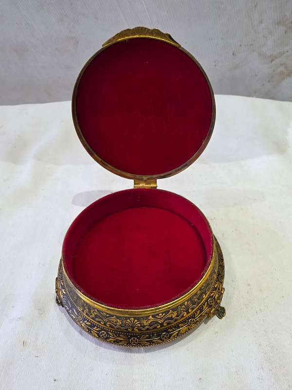 VINTAGE JEWELRY BOX(BRASS)