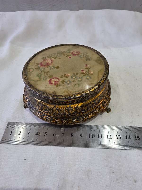 VINTAGE JEWELRY BOX(BRASS)