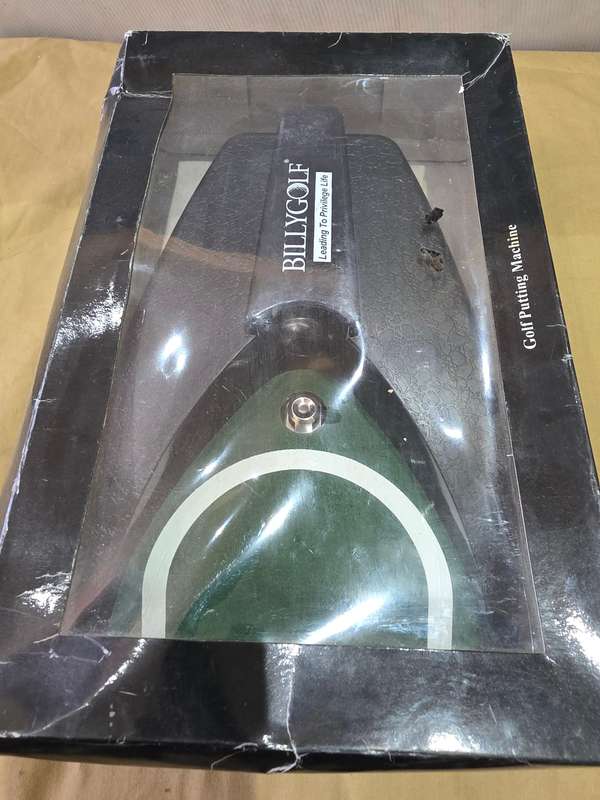 BILLYGOLF GOLF PUTTING MACHINE
