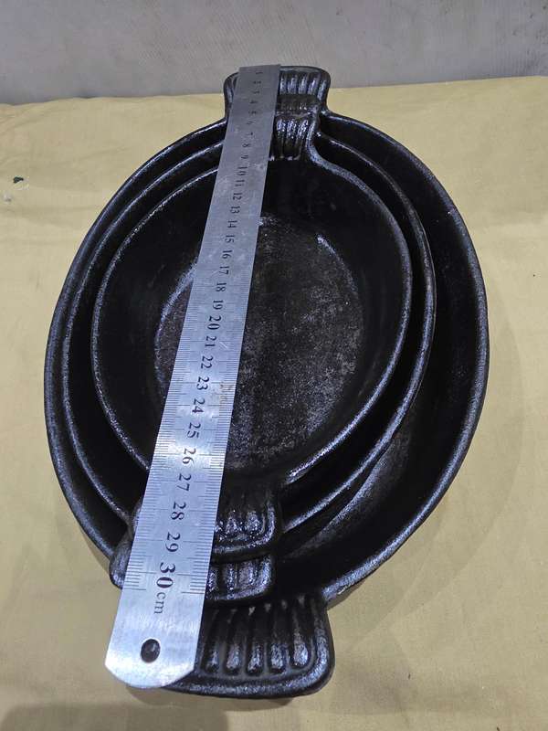 3 PIECE CAST IRON OVAL DISH