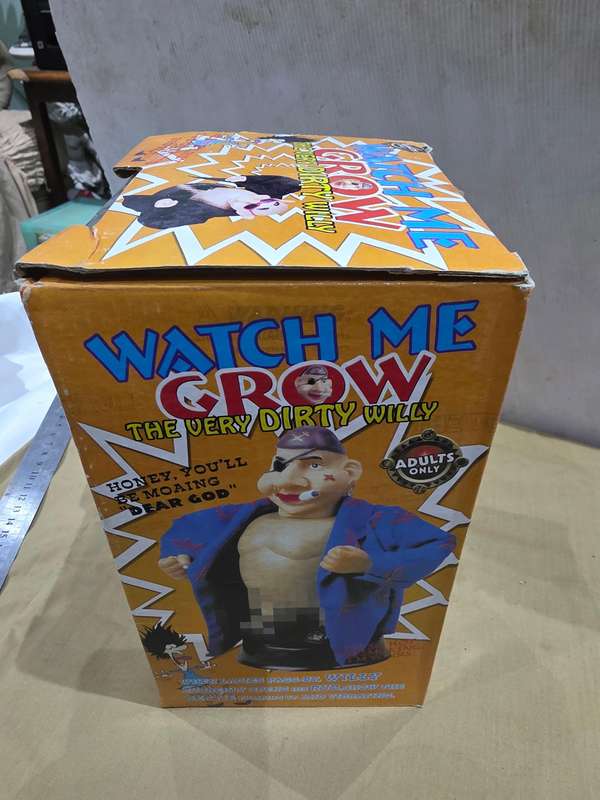 WATCH ME GROW ( THE VERY DIRTY WILLY) ADULT ITEM- BATTERY OPERATED