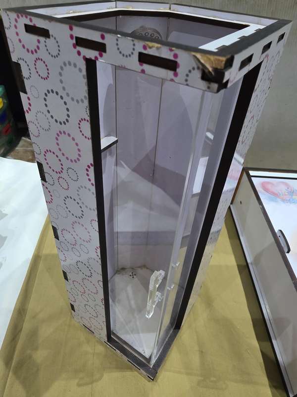 2 PIECE WOODEN DOLLS HOUSE SHOWER CUBICLE AND WARDROBE