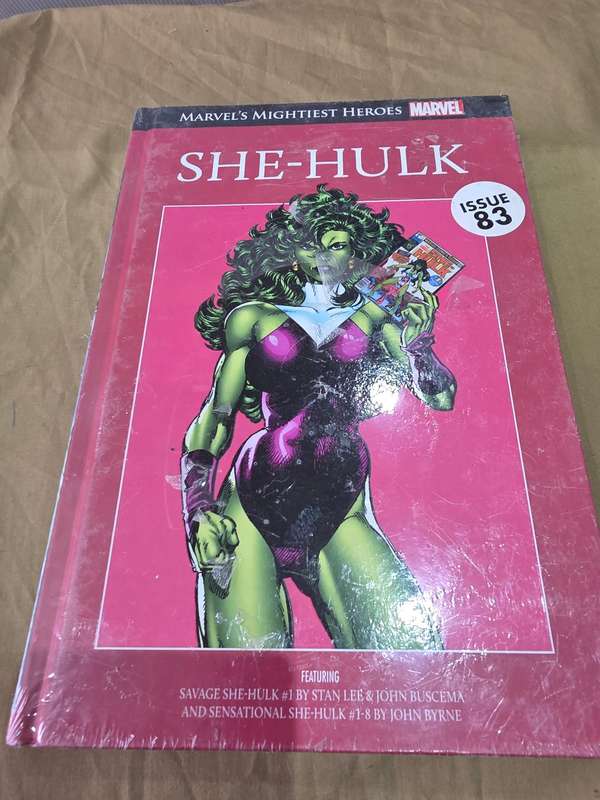 MARVEL SUPERHEROES HARDCOVER COMIC (SHE-HULK)
