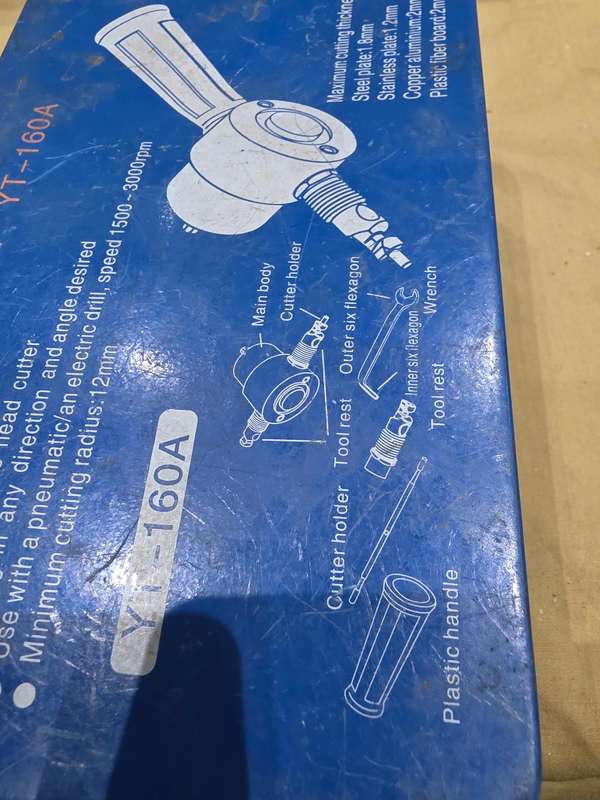 DOUBLE HEAD CUTTER(FOR ANGLE GRINDER)UNUSED