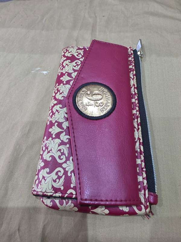 HARRY POTTER HOGWARTS EXPRESS 9 ..3/4  EXPRESS WALLET