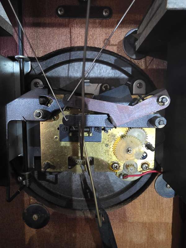 LARGE WOODEN CUCKOO CLOCK