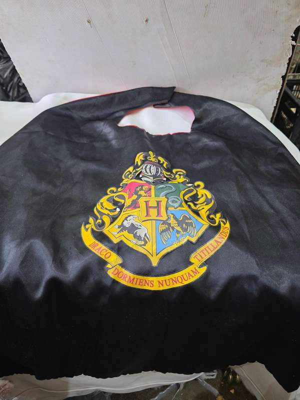 HARRY POTTER SILK CAPE