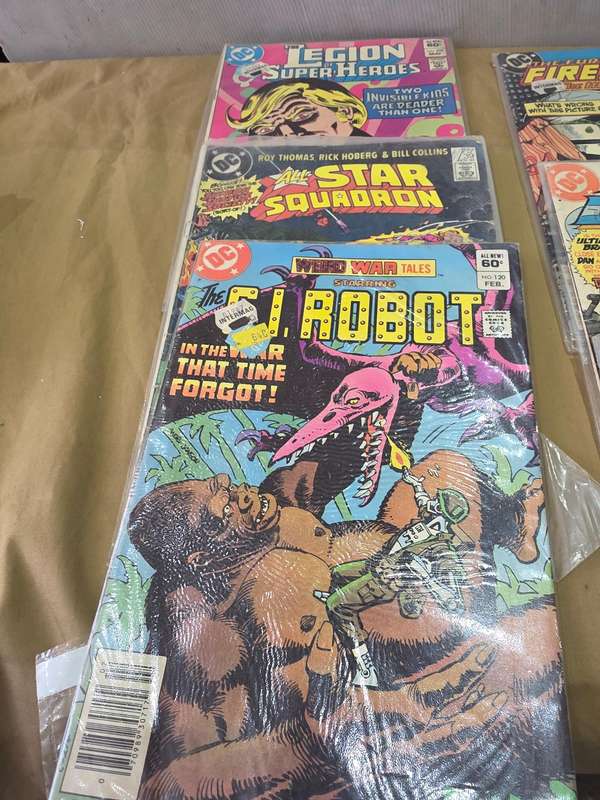 6 x VINTAGE PAPERBACK DC COMICS