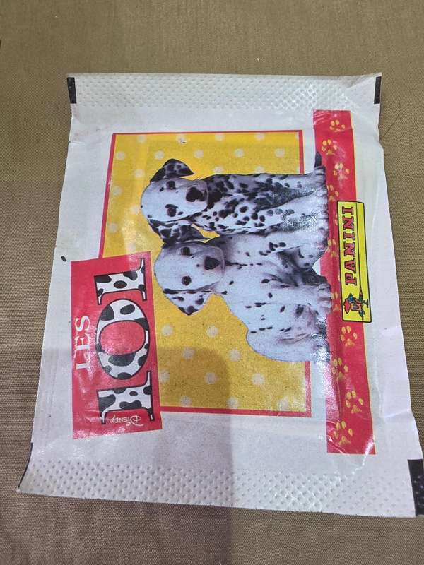 BOX OF 100 PACKETS 101 DALMATIAN COLLECTIVE PANINK STICKERS (600 STICKERS)