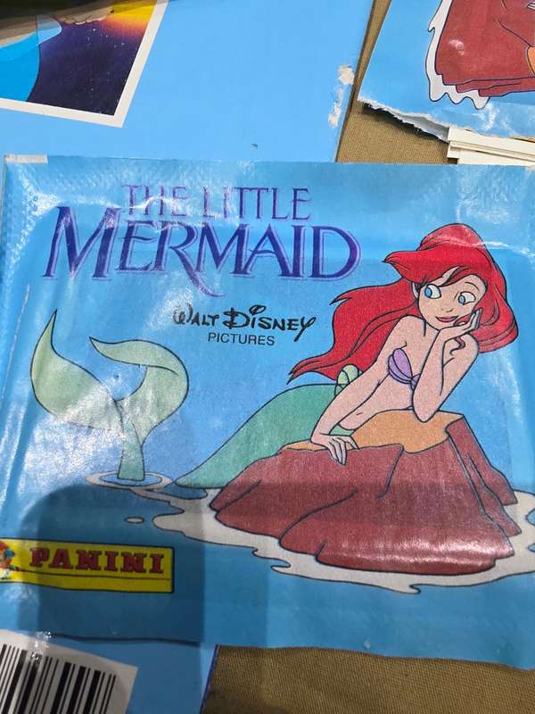 THE LITTLE MERMAID STICKER ALBUM INCLUDING A BOX OF 250 STICKERS(PANINI PRODUCT