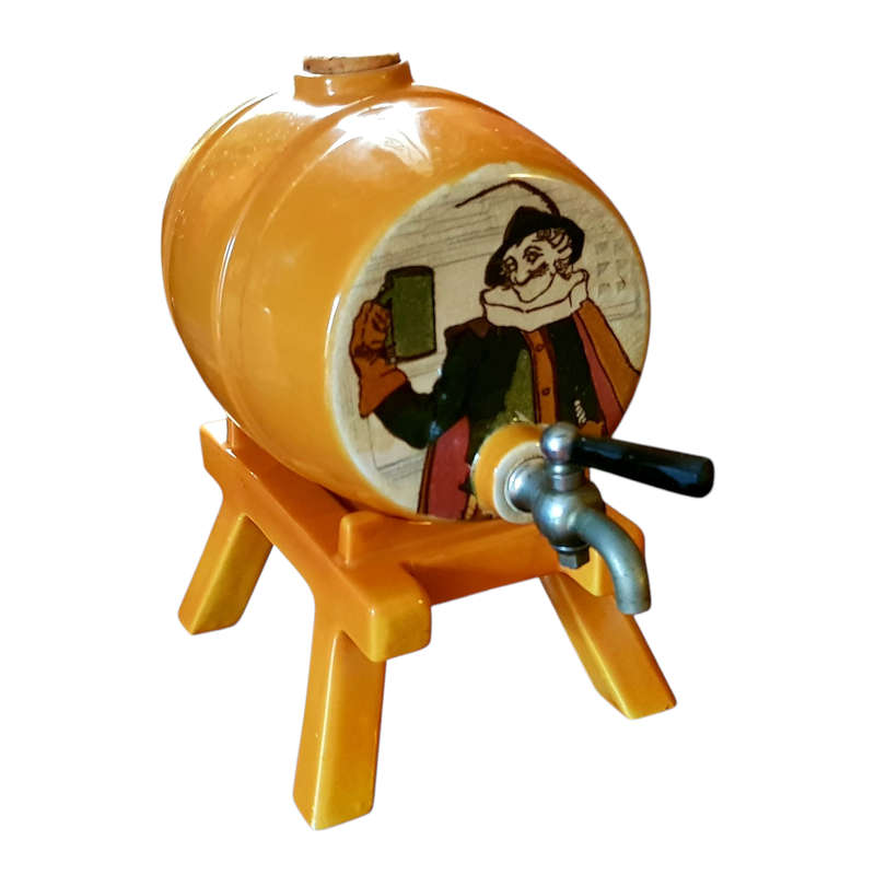 Royal Doulton Shakespearean Knights Ceramic Whiskey Barrel on Ceramic Stand c1900
