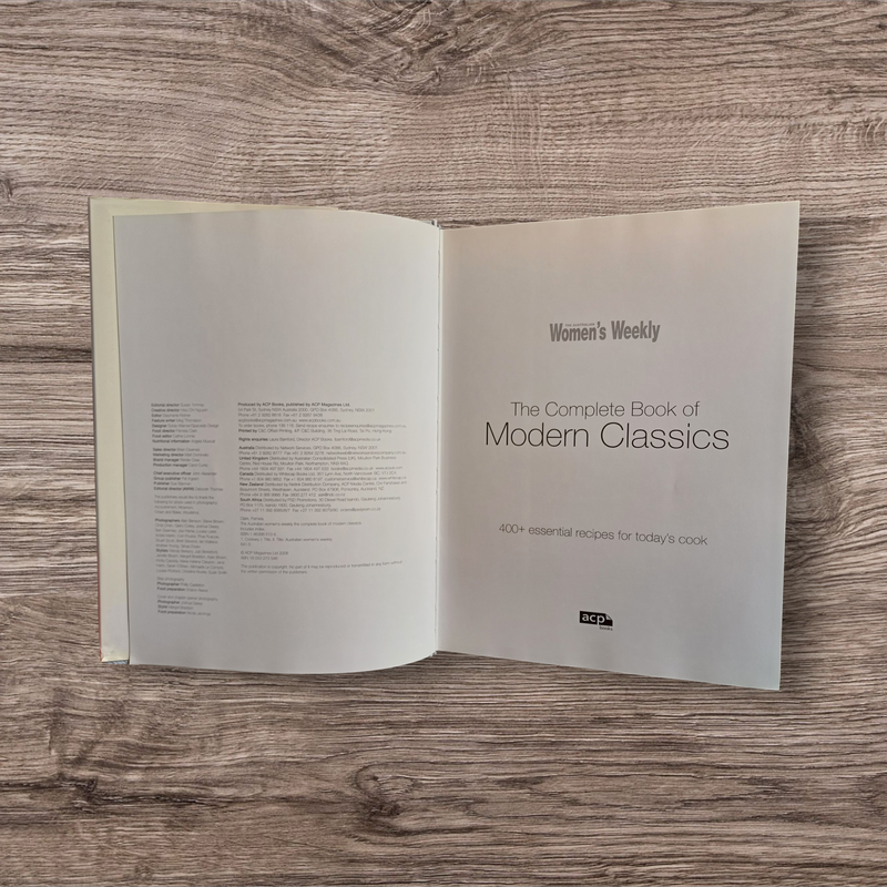 Hardcover Book The Complete Book of Modern Classics by The Australian Woman's Weekly