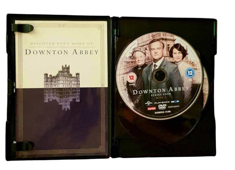 DVD  Downton Abbey: Season 4 [Region 2, 3-Disc Set]  Award-Winning British Period Drama