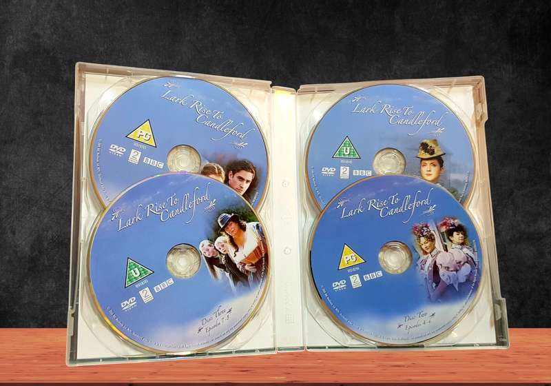 Lark Rise to Candleford Series 1 & 2 8-DVD Box Set Very Good Condition BBC Period Drama