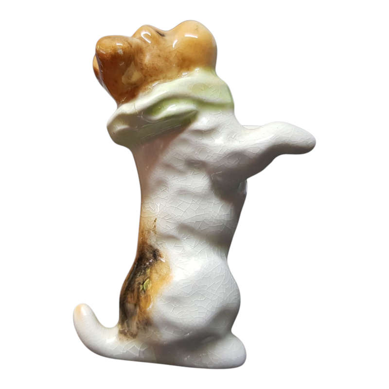 Beswick Dog Figurine #1239 Dog With Ruff Circus Dog Begging 1952-1967