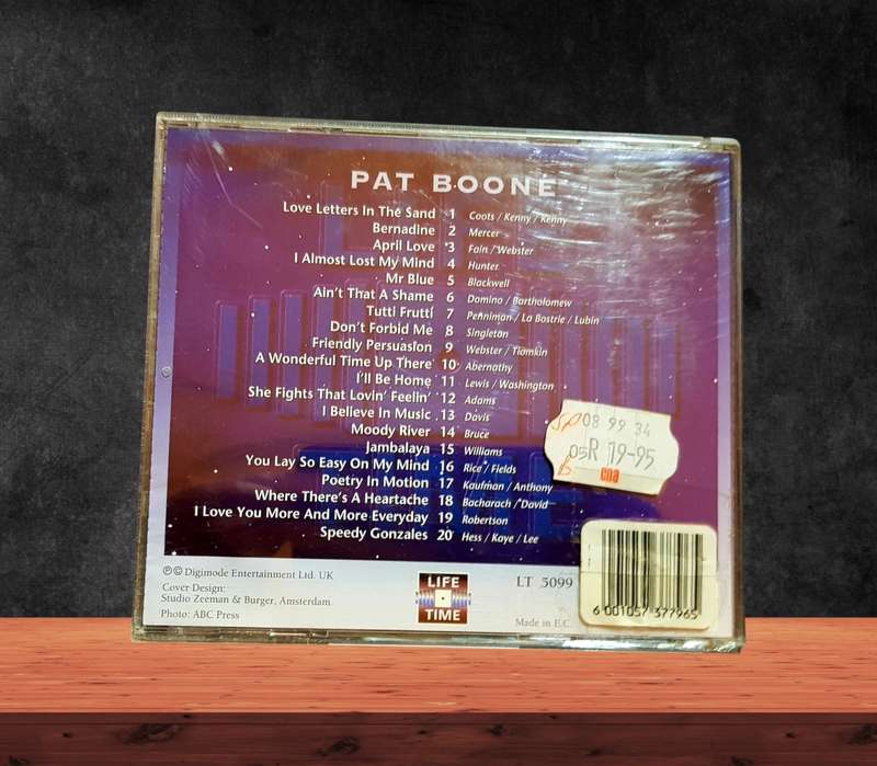 CD - Pat Boone  April Love