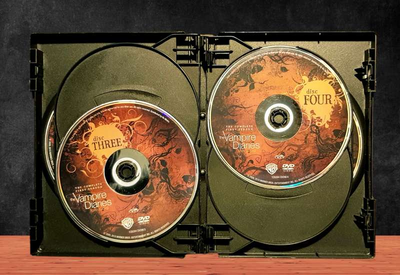 DVD Box Set The Vampire Diaries Season 1