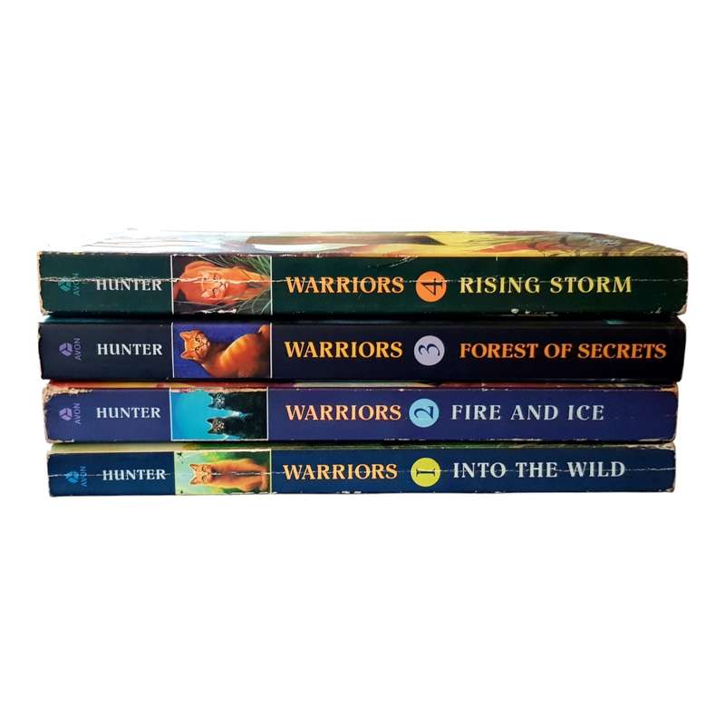 Warrior Cats: Volumes 1 to 4  The Prophecies Begin by Erin Hunter (Softcover Set)