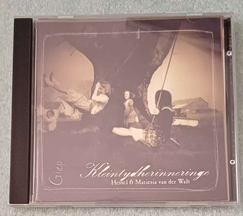 HESSEL & MARIESIA VAN DER WALT - KLEINTYDHERINNERINGE