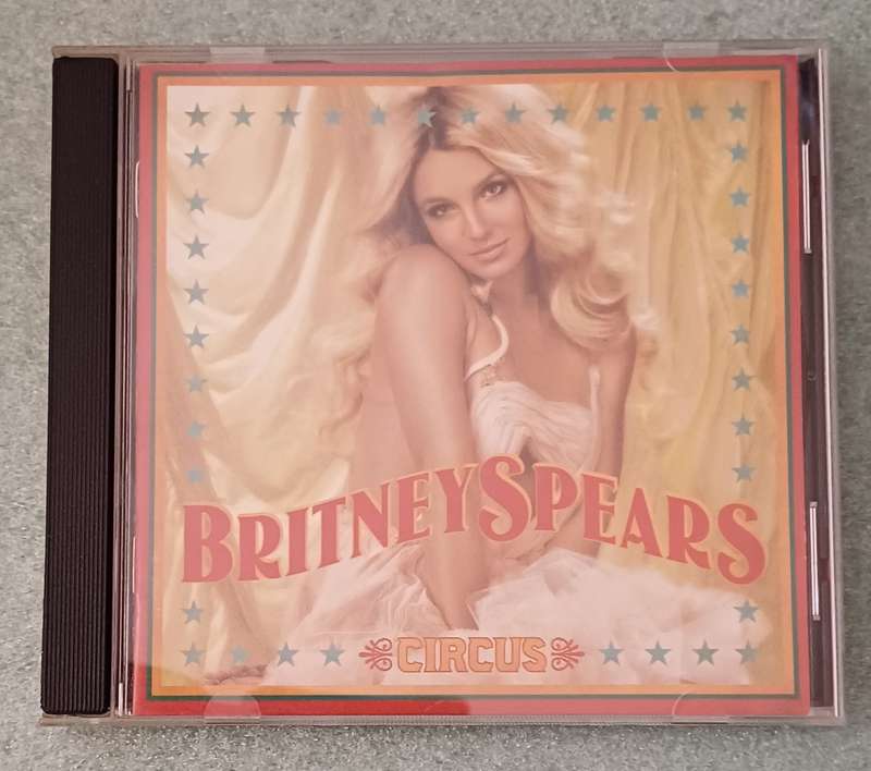 BRITNEY SPEARS - CIRCUS