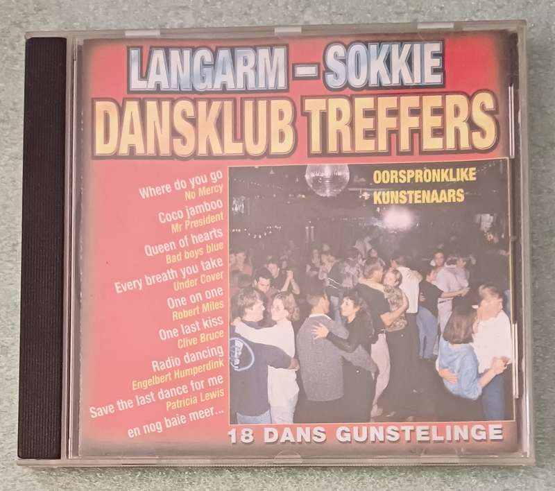 LANGARM SOKKIE DANSKLUB TREFFERS