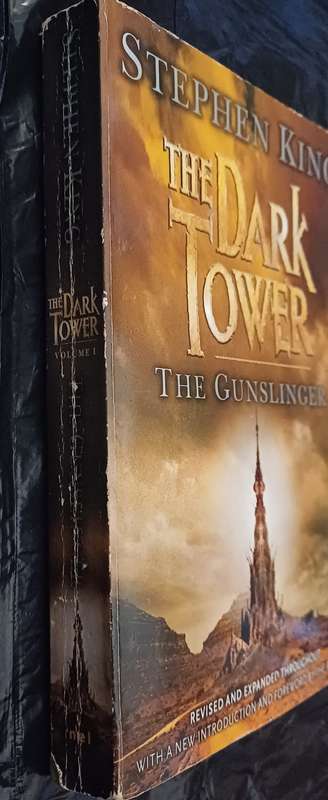 STEPHEN KING - THE DARK TOWER THE GUNSLINGER