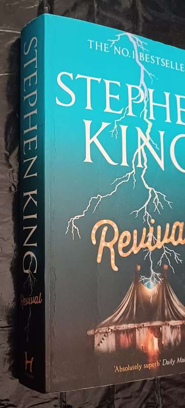 STEPHEN KING - REVIVAL