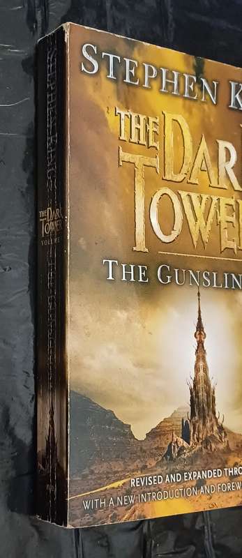 STEPHEN KING - THE DARK TOWER THE GUNSLINGER