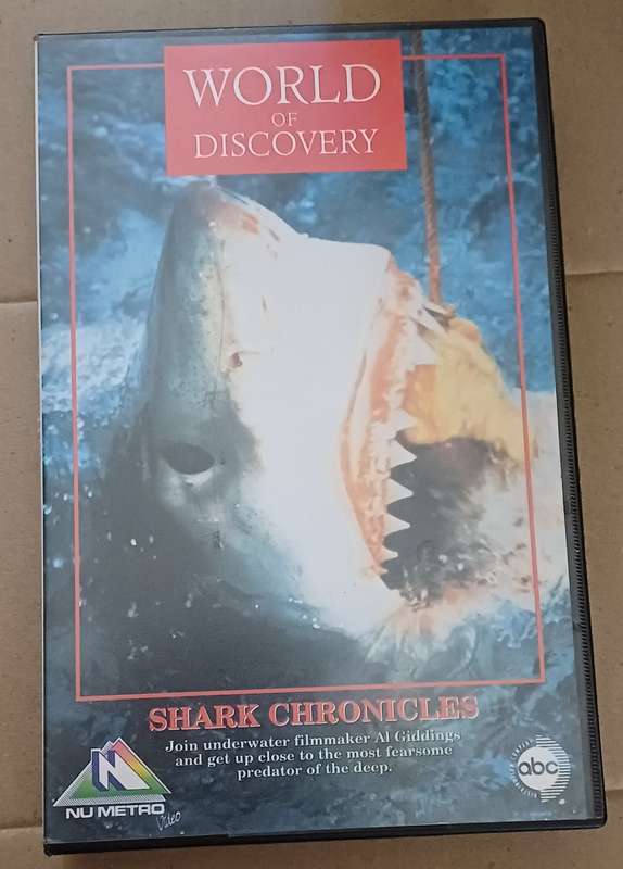 WORLD OF DISCOVERY SHARK CHRONICLES
