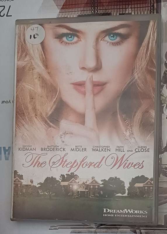 THE STEPFORD WIVES